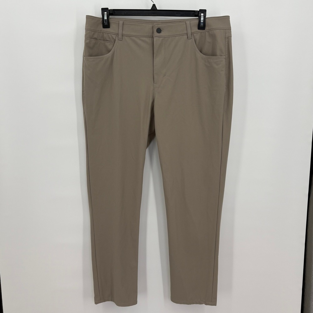 johnnie-O Prep-Formance Mens Pants 38x32 Light Khaki Golf Trousers JMPA1450